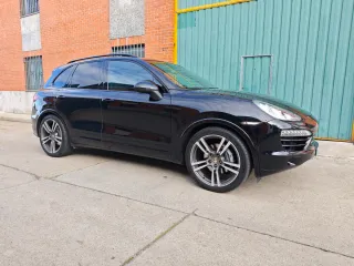 Porsche Cayenne 2012
