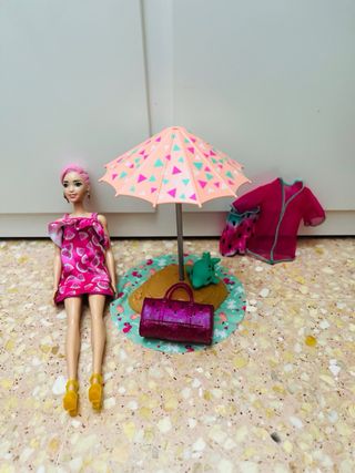 Barbie Color Reveal Muñeca