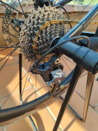 Bicicleta Gravel Cannondale Topstone Carbono