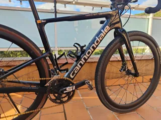 Bicicleta Gravel Cannondale Topstone Carbono