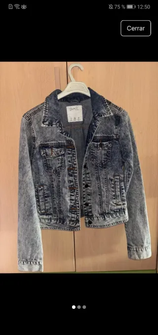 Cazadora vaquera en perfecto estado
