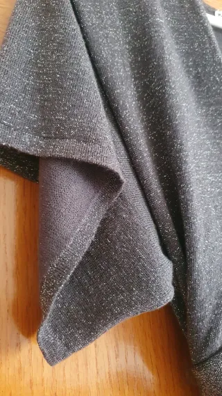 Mono de fiesta plateado talla M.