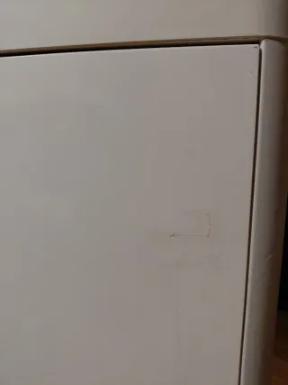 Armario infantil blanco minimalista