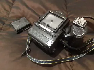 Zenza Bronica ETRSi - Corpo Macchina