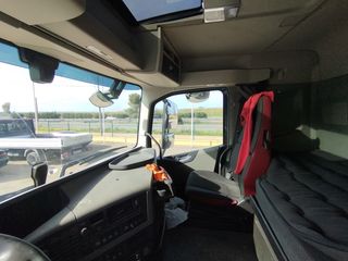 Volvo FH 500-CAMIONES PORTAMAQUINARIAS