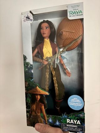Muñeca Disney Raya y el Último Dragón
