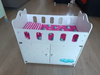 Cuna de madera El Corte Inglés para bebé