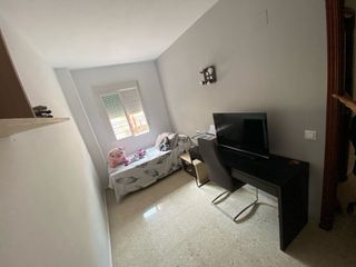 Se alquila piso en Ubrique, en La Vega + Wifi