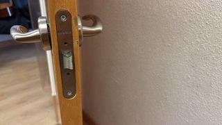 8 Puertas interior de madera con marco