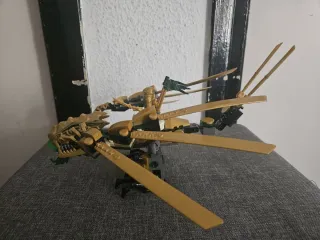 Lego Ninjago 70503 El Dragón Dorado.