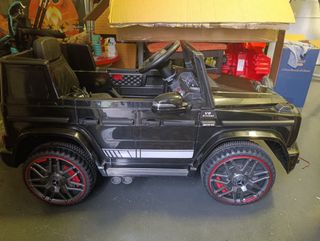 Coche de batería Mercedes AMG 24V