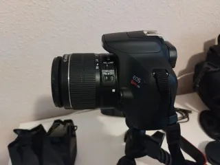 Cámara Canon EOS Rebel T6 + Accesorios Varios