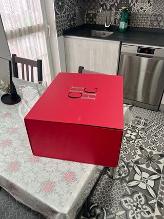 Caja Carolina Herrera CH
