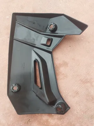 Tapa colectores escape Kawasaki Versys 650 2023