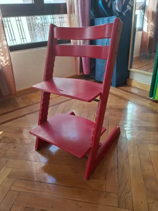 Trona Stokke Tripp Trapp Roja
