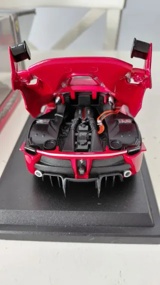 Modellino Ferrari FXX K Burago 1:24