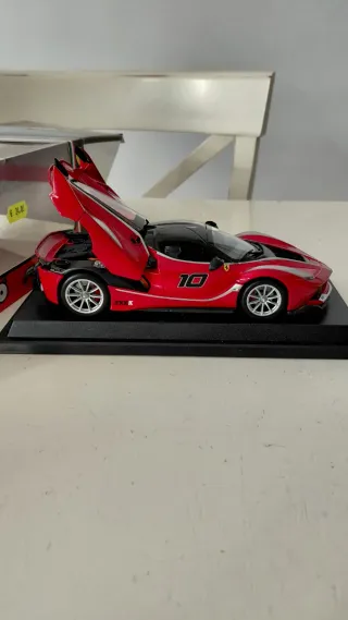 Modellino Ferrari FXX K Burago 1:24