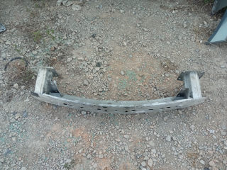 REFUERZO PARAGOLPES DELANTERO MAZDA 3 LIM. () 2.0