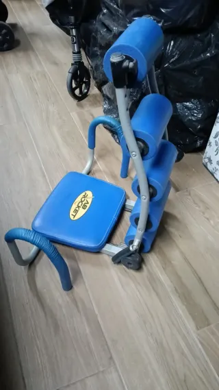 Aparato de abdominales azul( AB Rocket)