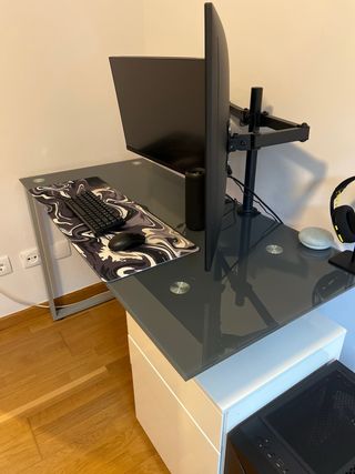 Escritorio cristal, blanco y metal