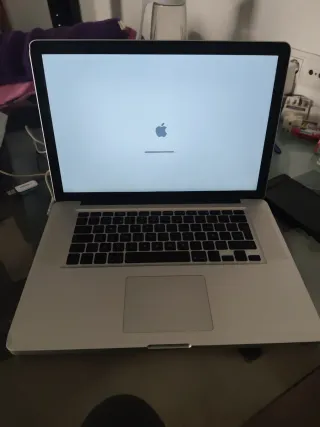 MacBook Pro i7 2010 para piezas o reparar