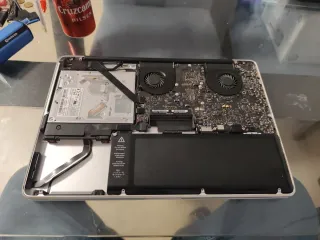 MacBook Pro i7 2010 para piezas o reparar
