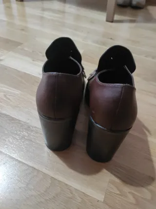 Zapatos mujer tacón color marrón chocolate