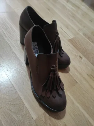 Zapatos mujer tacón color marrón chocolate