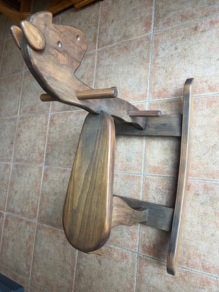 Caballo balancín de madera