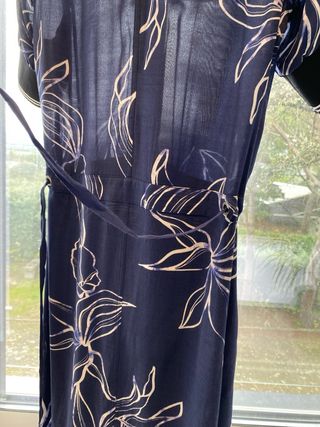 Vestido azul estampado floral