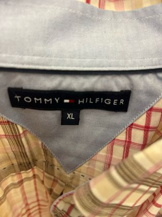 2 Camisas Tommy Hilfiger Talla XL