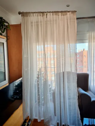 Barra extensible forja con cortinas lino