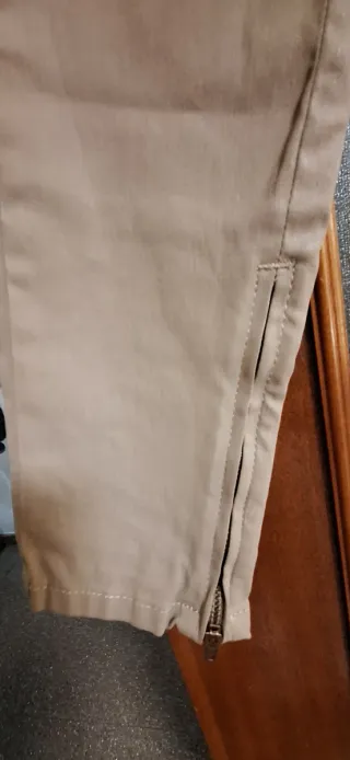 Pantalones Massimo Dutti Beige T 36 y otra marcas