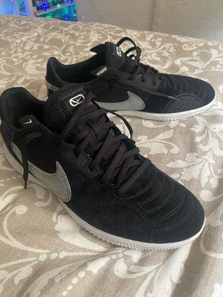 Botines de fútbol sala Nike