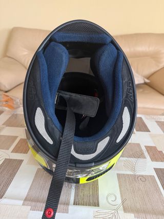 Casco Moto AGV Amarillo y Negro