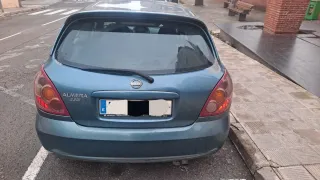 Nissan Almera 2002