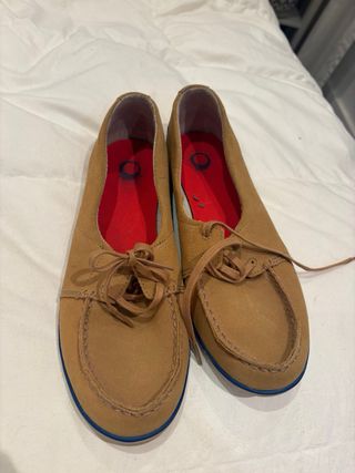 Zapatos náuticos Tribord rojos y azules