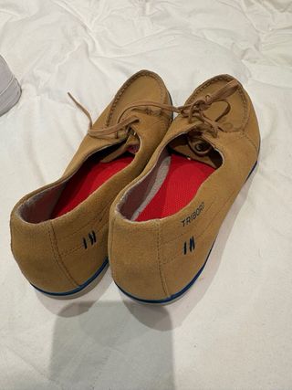 Zapatos náuticos Tribord rojos y azules