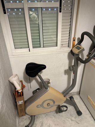 Bicicleta Estática Beige