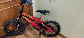 Bicicleta Hot Wheels 16 pulgadas