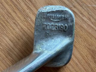 Piezas Triumph Bonneville.