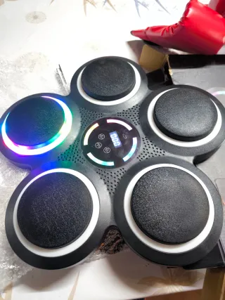 Diana de boxeo con guantes