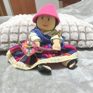 Muñeca Peruana Artesanal