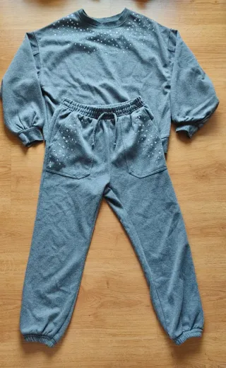 Chándal niña Zara gris T8