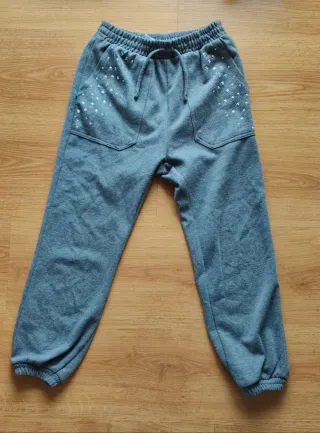 Chándal niña Zara gris T8