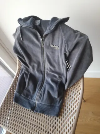 Sudadera terciopelo cremallera gris