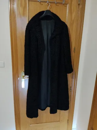 Abrigo de vestir negro