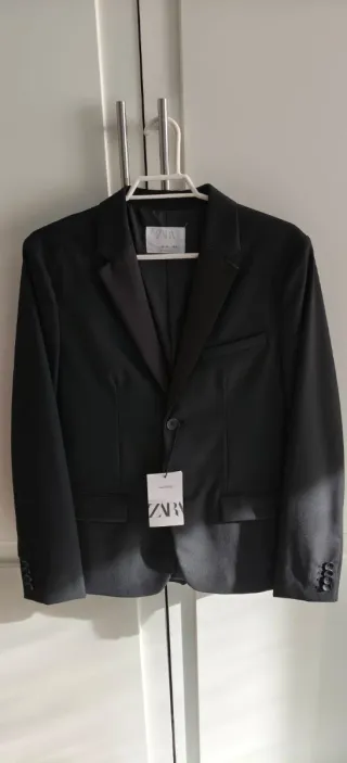 Americana Zara Negra Talla XS (13-14)