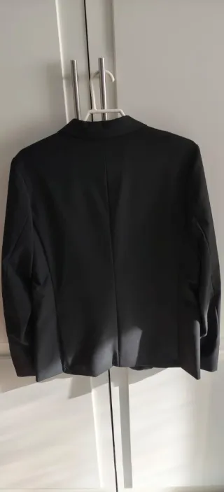 Americana Zara Negra Talla XS (13-14)