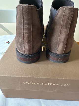 Botas marrones de ante